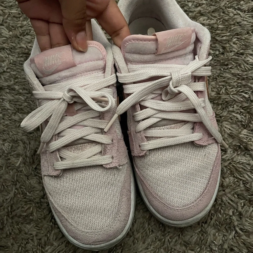 Dunks - Picture 2 of 7